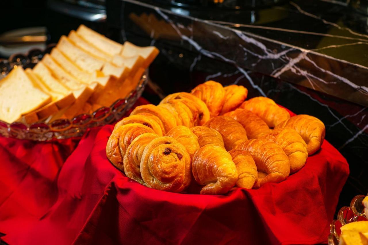 Hanoi Lion Boutique Hotel & Spa Bagian luar foto